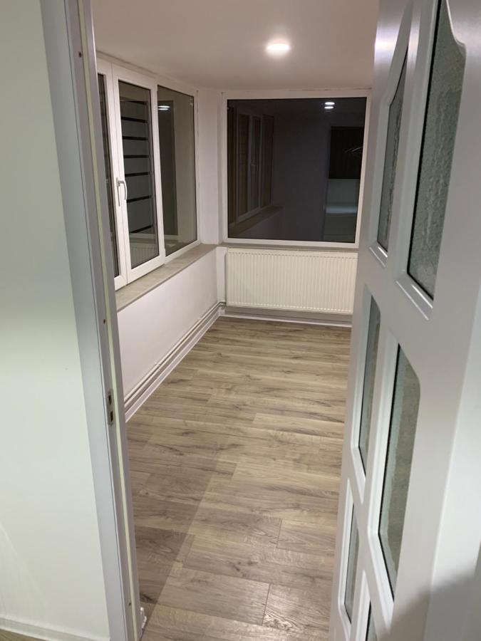 Apartment City Center Piteşti Exterior foto