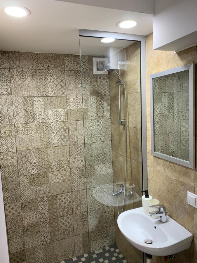 Apartment City Center Piteşti Exterior foto